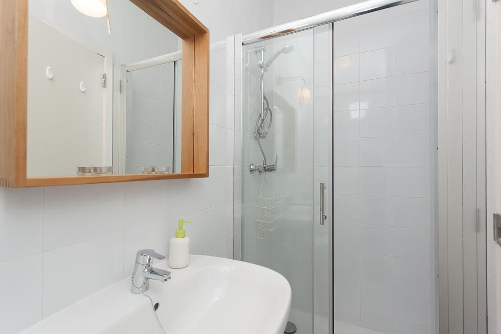Portugalia Apartments Lisbon Room photo